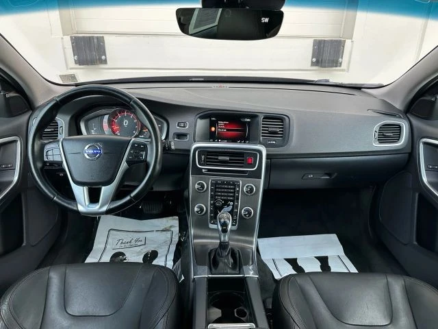 2015 Volvo V60 1st Gen - Image 16 of 21