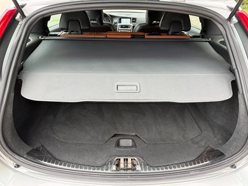 2015 Volvo V60 1st Gen - Image 22 of 24