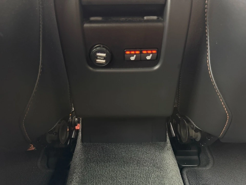 2015 Volvo V60 1st Gen - Image 6 of 24