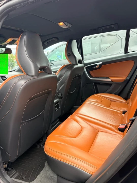 2015 Volvo V60 1st Gen - Image 4 of 6