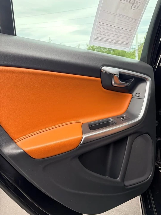 2015 Volvo V60 1st Gen - Image 5 of 6