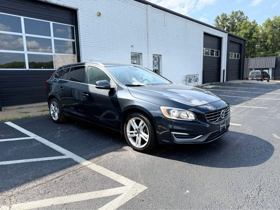 2015 Volvo V60 1st Gen - Image 3 of 18