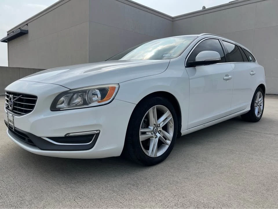 2015 Volvo V60 1st Gen - Image 4 of 20