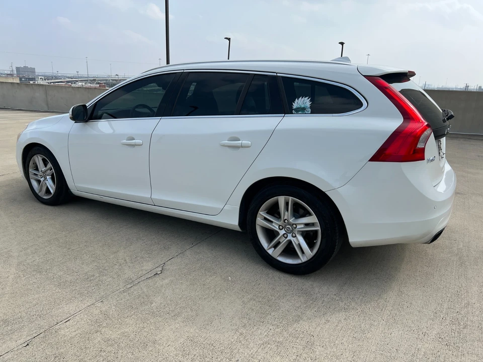 2015 Volvo V60 1st Gen - Image 6 of 20