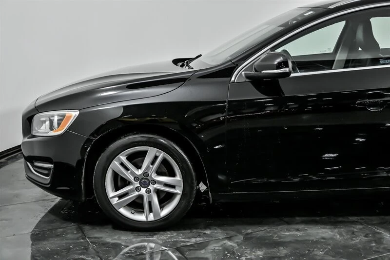 2015 Volvo V60 1st Gen - Image 6 of 12