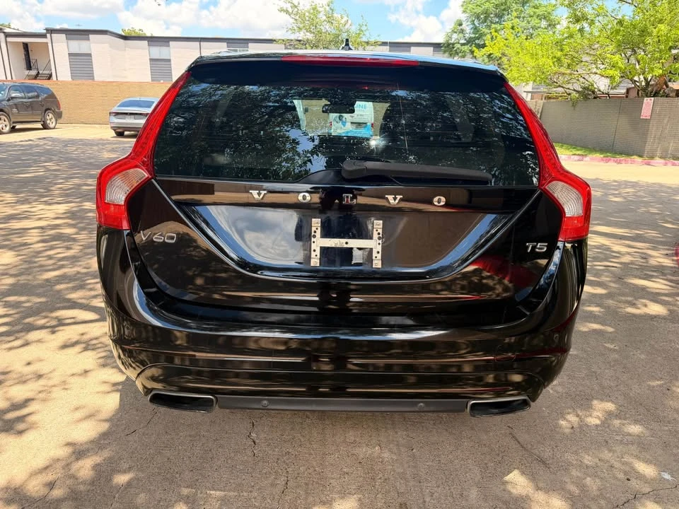 2015 Volvo V60 1st Gen - Image 6 of 12