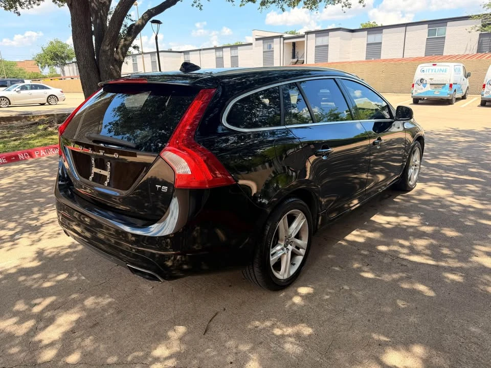 2015 Volvo V60 1st Gen - Image 3 of 12