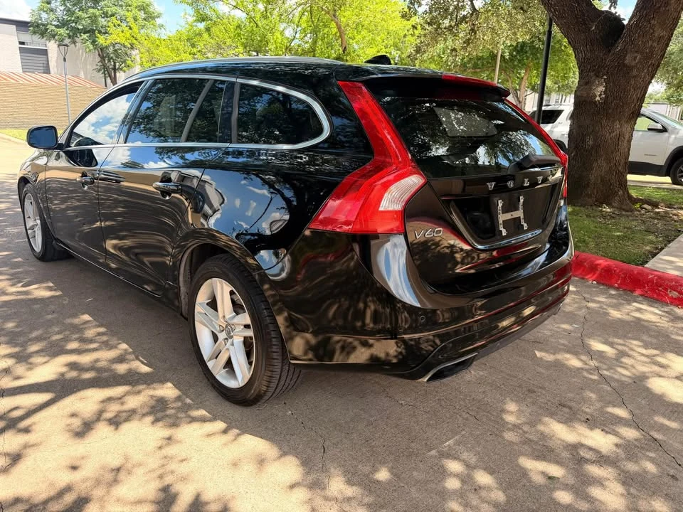 2015 Volvo V60 1st Gen - Image 4 of 12