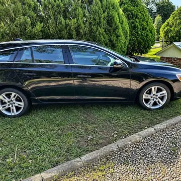 2015 Volvo V60 T5 Platinum Wagon