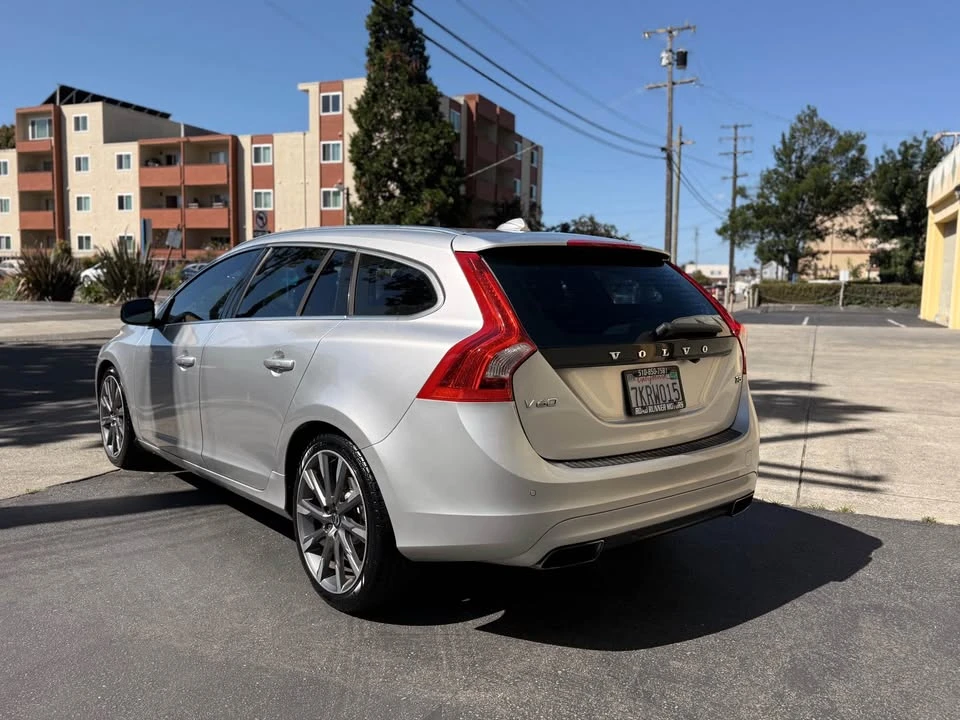 2015 Volvo V60 1st Gen - Image 6 of 14