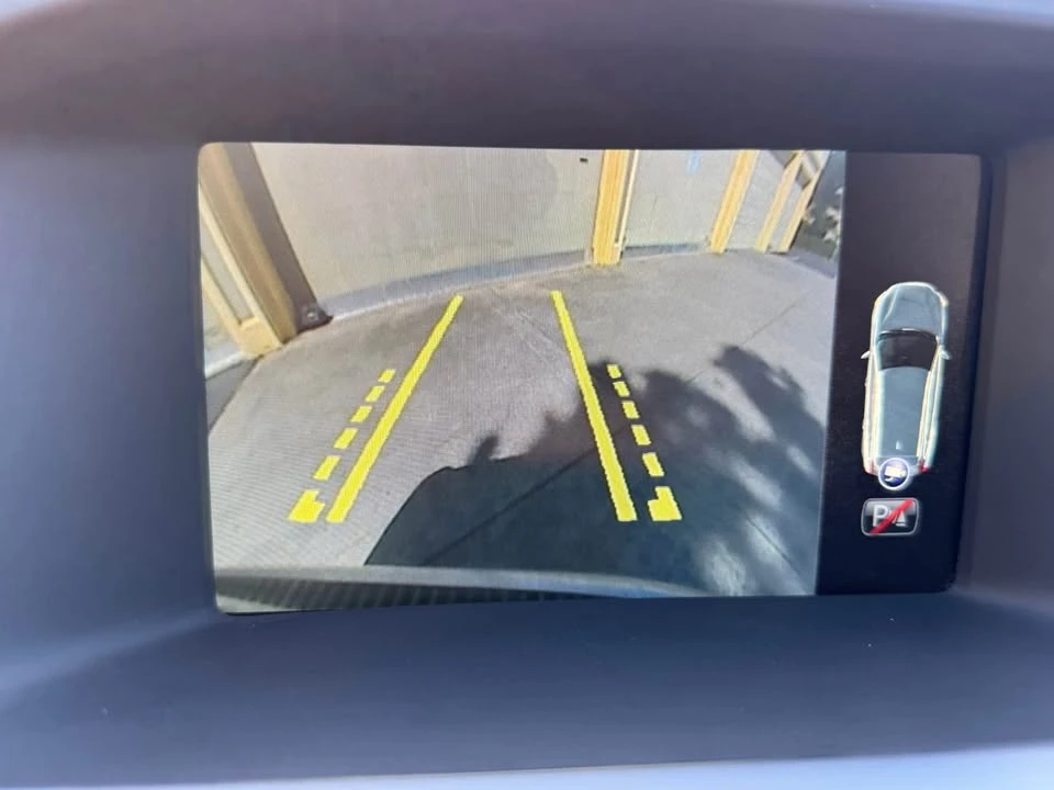 2015 Volvo V60 1st Gen - Image 12 of 14