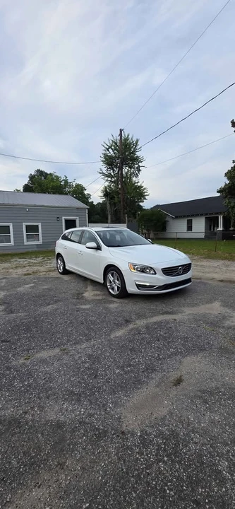 2015 Volvo V60 1st Gen - Image 3 of 18