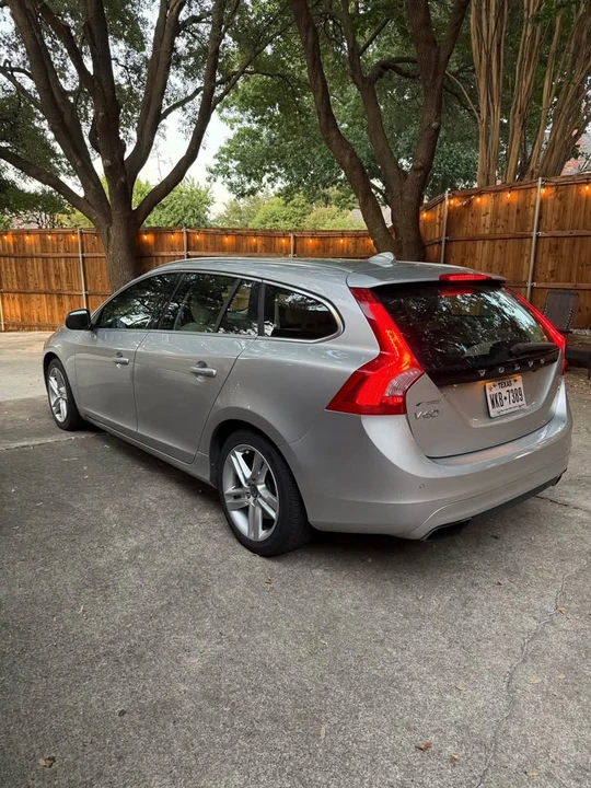 2015 Volvo V60 1st Gen - Image 3 of 10