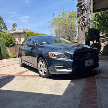 2015 Volvo V60 T5 Premier Wagon 4D