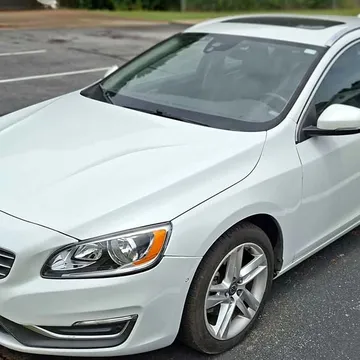2015 Volvo V60 T5 Premier Wagon 4D