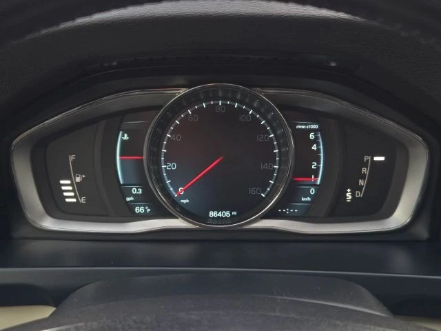 2015 Volvo - Image 29 of 31