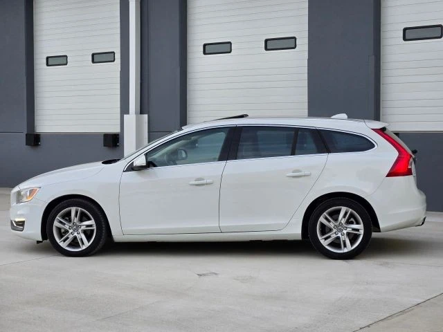 2015 Volvo V60 1st Gen - Image 5 of 21