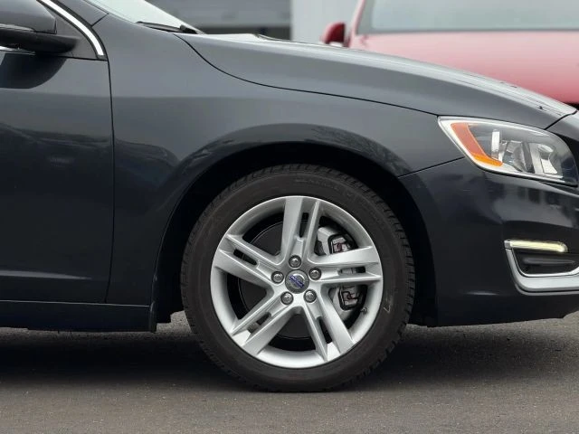 2015 Volvo V60 1st Gen - Image 7 of 12
