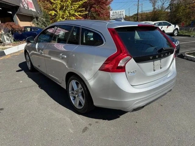 2015 Volvo V60 1st Gen - Image 7 of 12