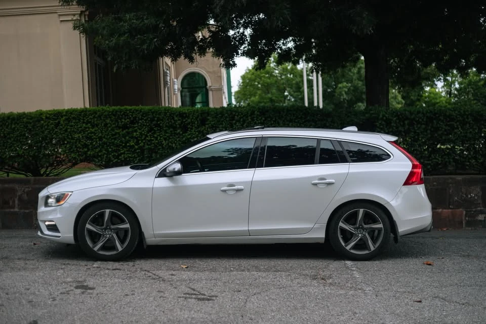 2015 Volvo V60 1st Gen - Image 6 of 20