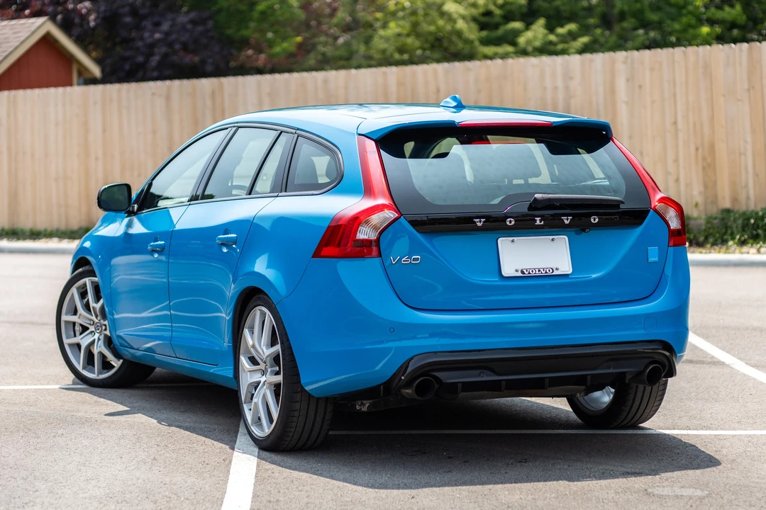 2015 Volvo V60 1st Gen - Image 7 of 31