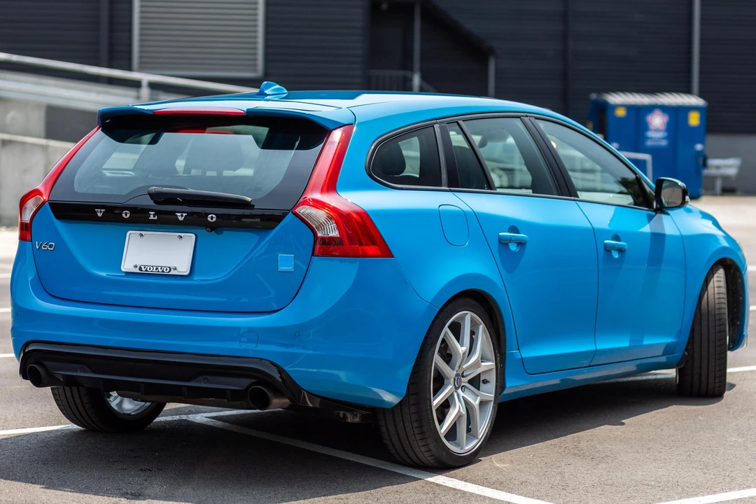 2015 Volvo V60 1st Gen - Image 4 of 31