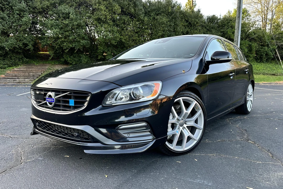 2015 Volvo V60 1st Gen - Image 12 of 31