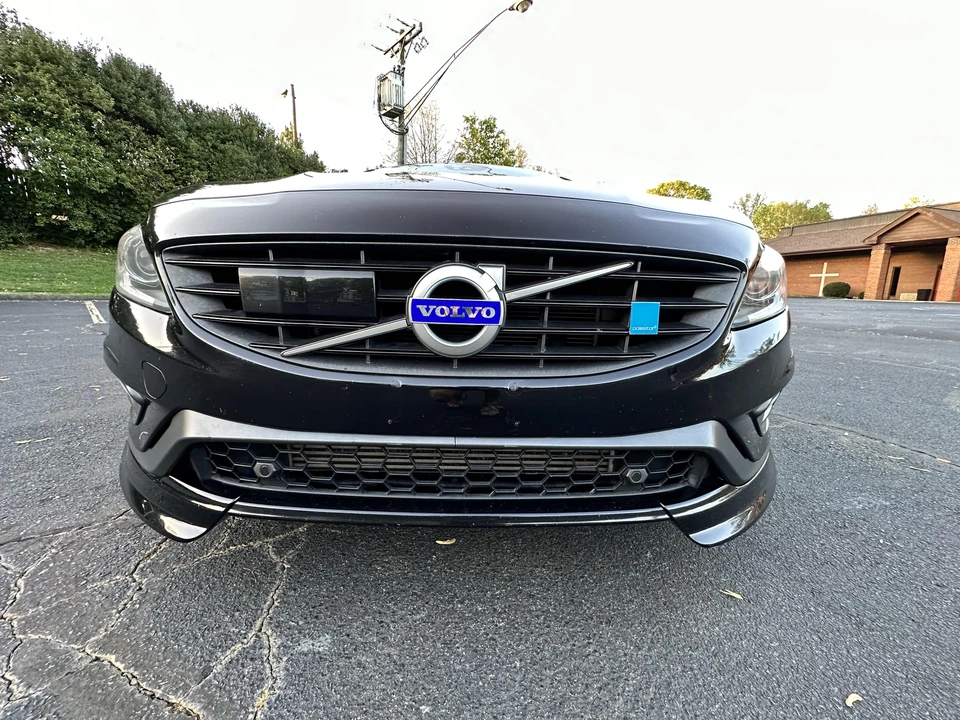 2015 Volvo V60 1st Gen - Image 8 of 31