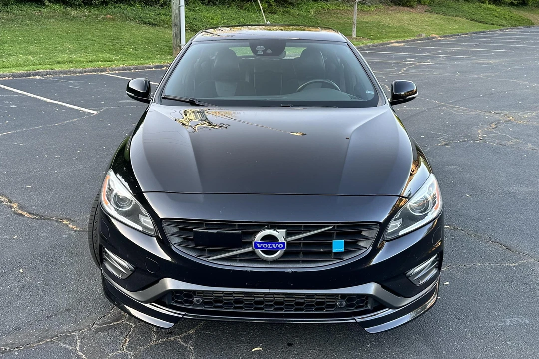 2015 Volvo V60 1st Gen - Image 2 of 31