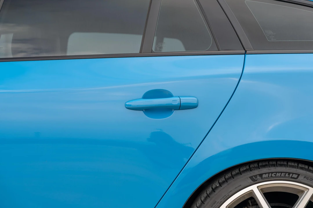 2015 Volvo V60 1st Gen - Image 29 of 31