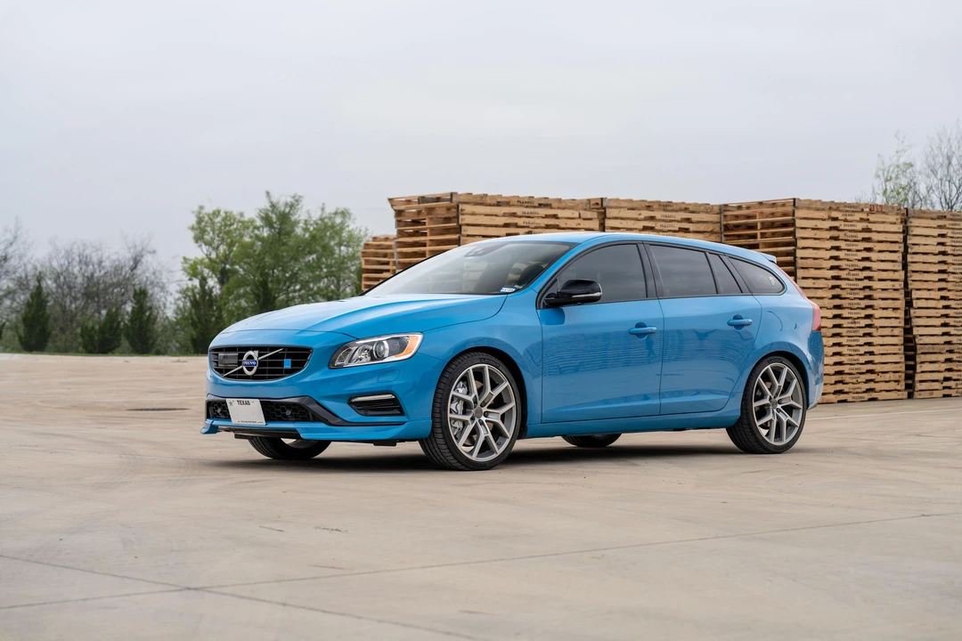 2015 Volvo V60 1st Gen - Image 8 of 31