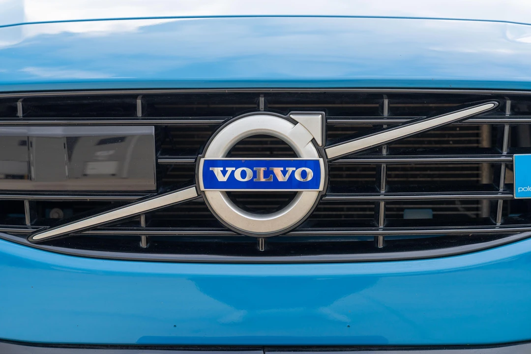 2015 Volvo V60 1st Gen - Image 18 of 31