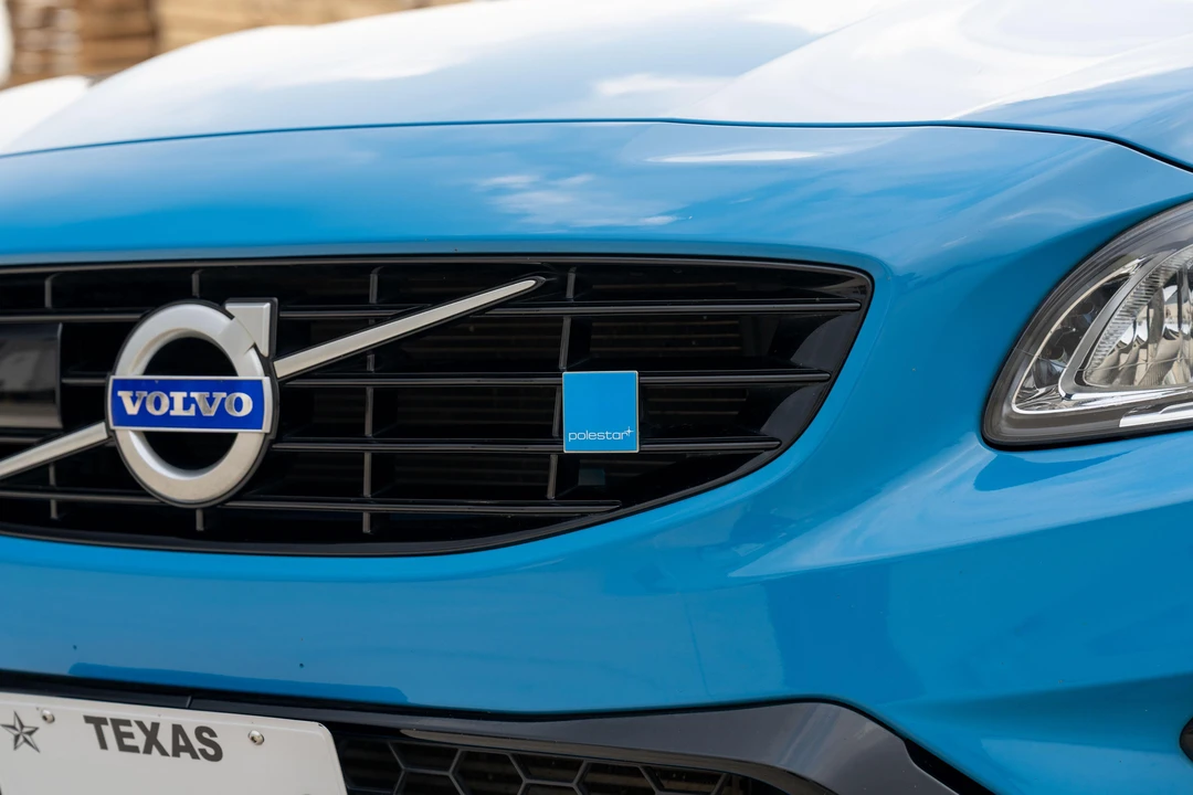 2015 Volvo V60 1st Gen - Image 19 of 31