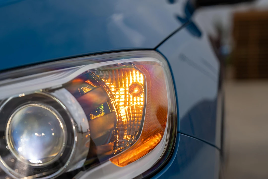 2015 Volvo V60 1st Gen - Image 21 of 31