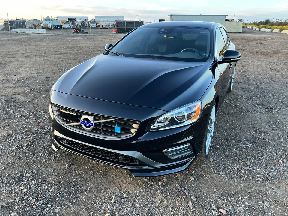 2015 Volvo V60 1st Gen - Image 8 of 31