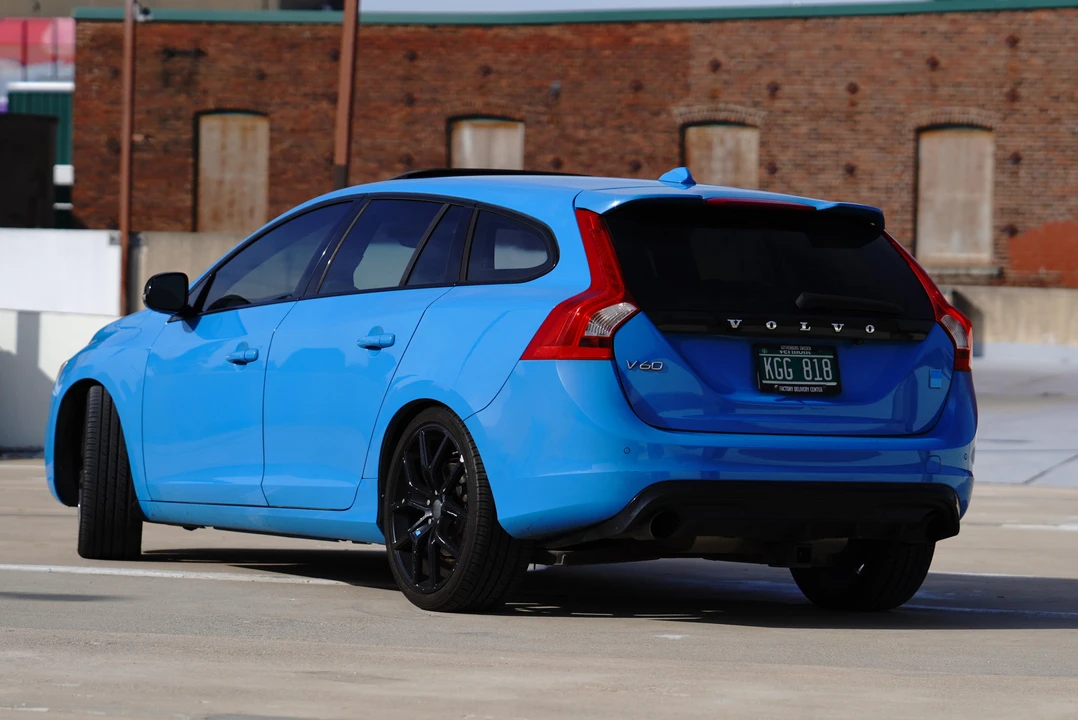 2015 Volvo V60 1st Gen - Image 20 of 31