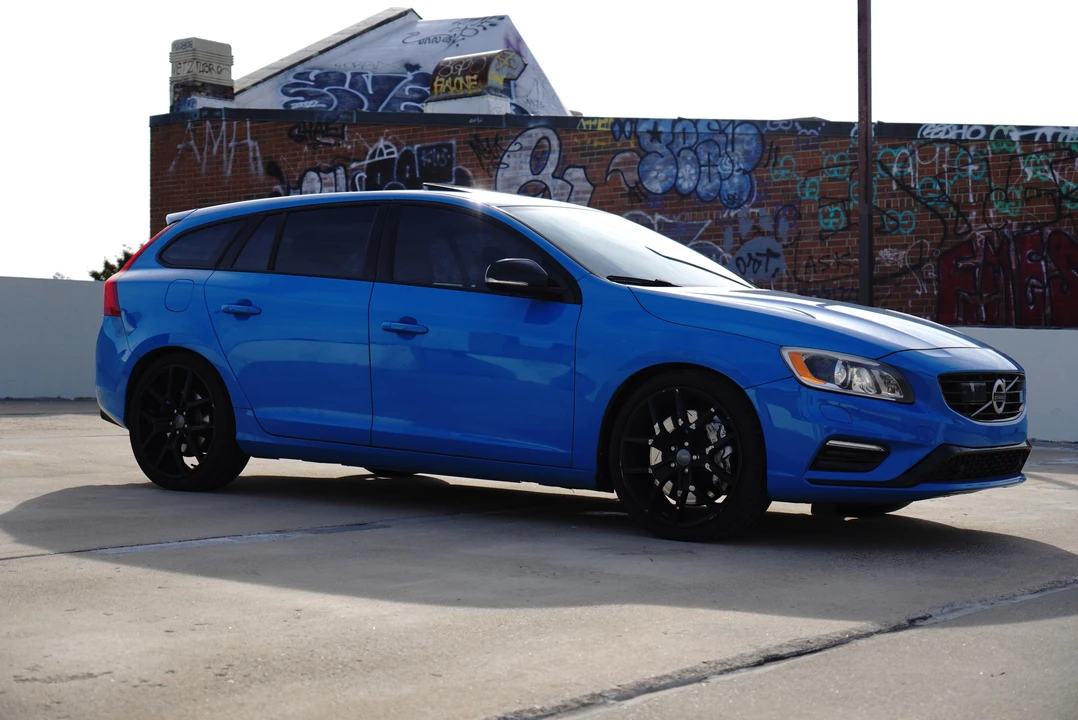 2015 Volvo V60 1st Gen - Image 25 of 31