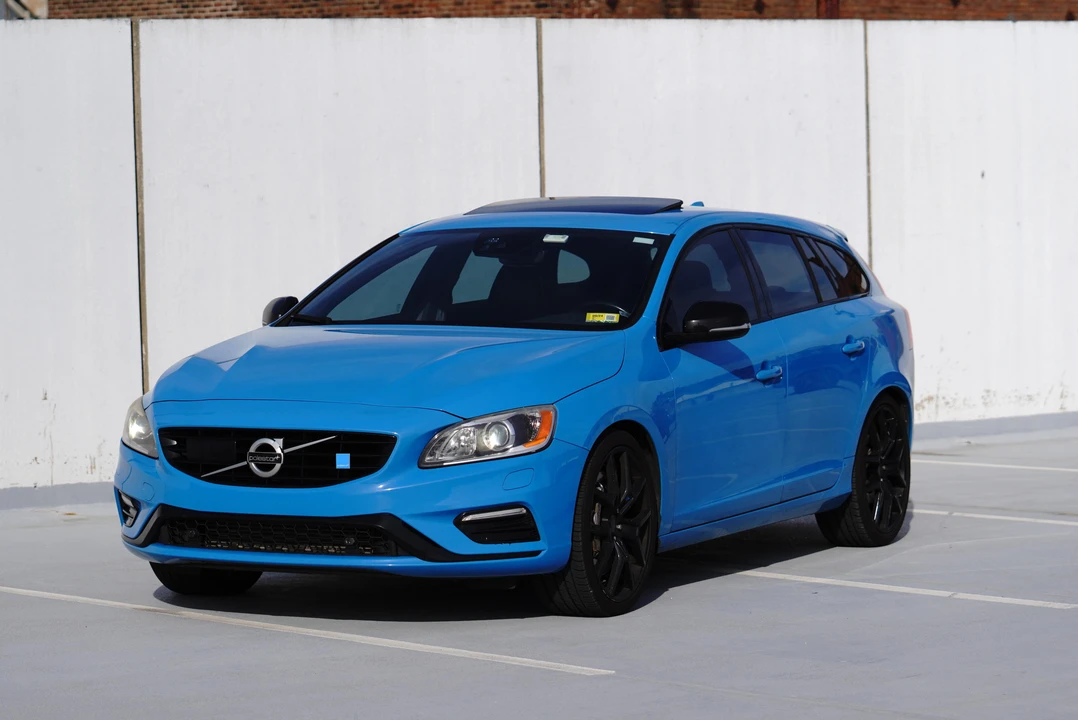 2015 Volvo V60 1st Gen - Image 12 of 31