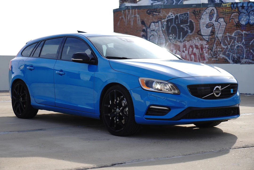 2015 Volvo V60 1st Gen - Image 26 of 31