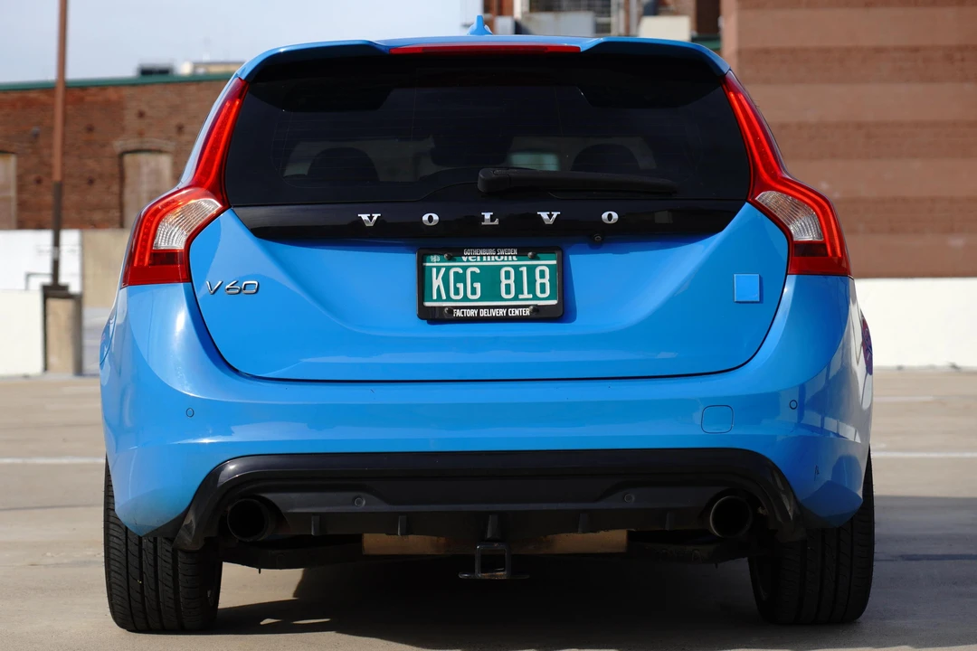 2015 Volvo V60 1st Gen - Image 5 of 31