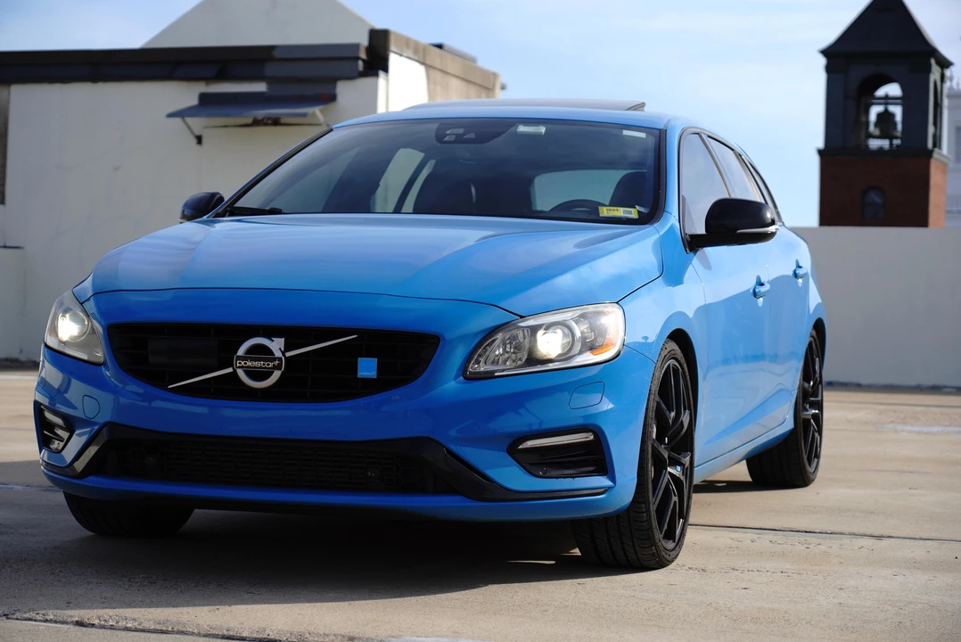 2015 Volvo V60 1st Gen - Image 10 of 31