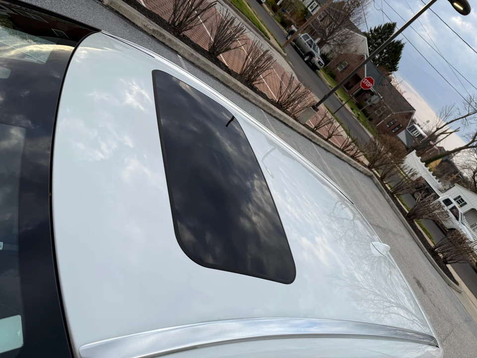 2015 Volvo V60 1st Gen - Image 19 of 31