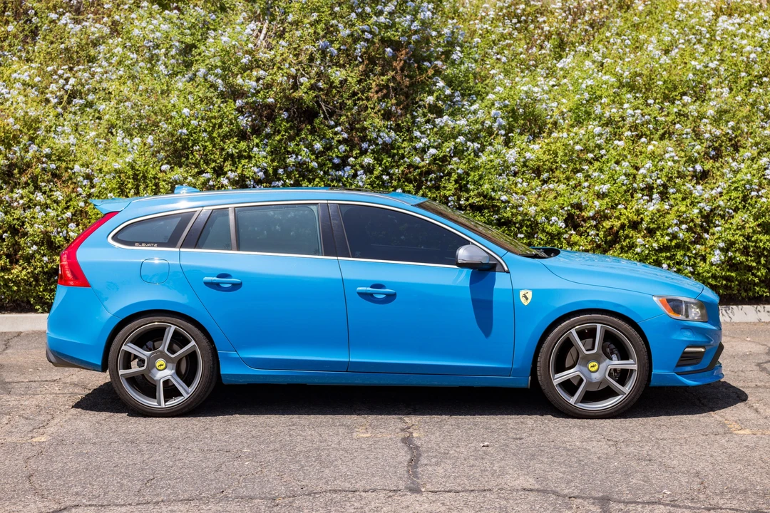 2015 Volvo V60 1st Gen - Image 3 of 31