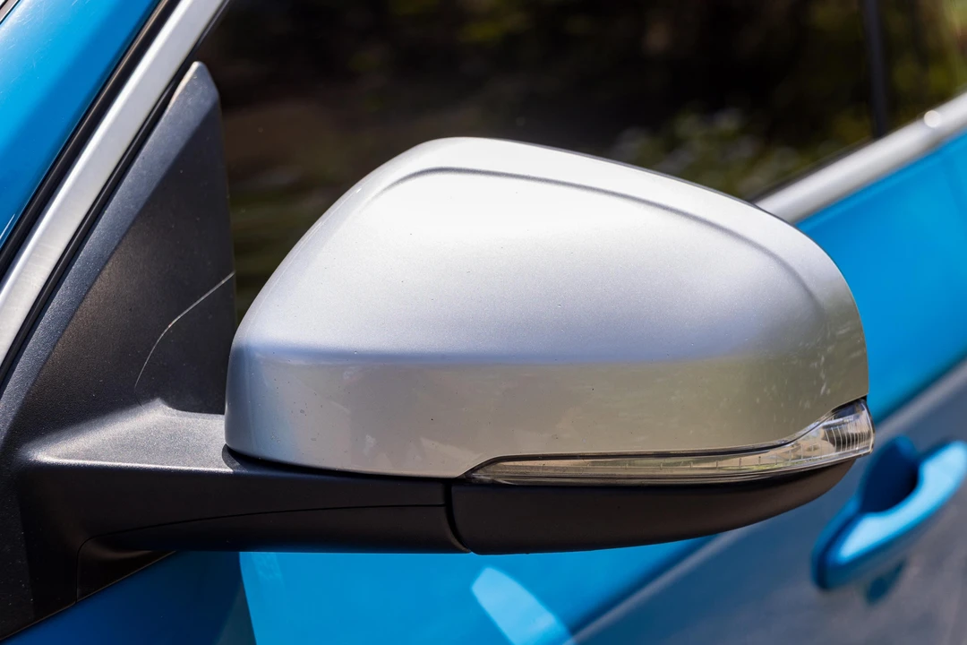 2015 Volvo V60 1st Gen - Image 17 of 31