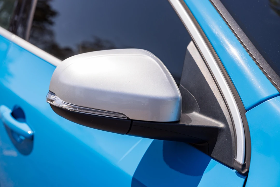 2015 Volvo V60 1st Gen - Image 18 of 31