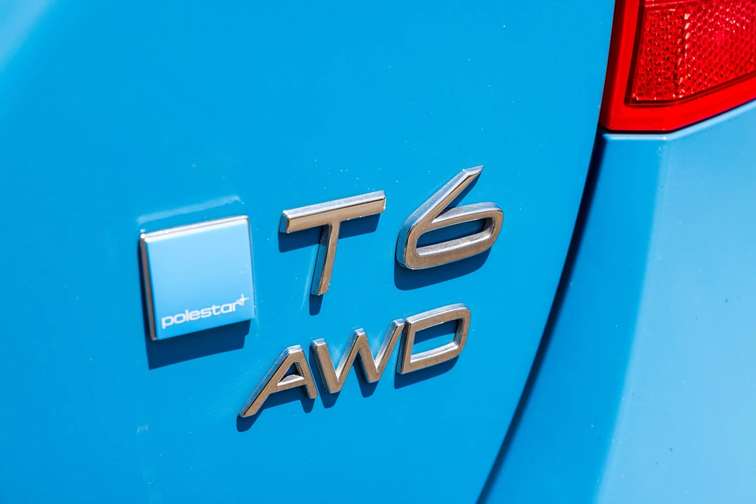2015 Volvo V60 1st Gen - Image 26 of 31