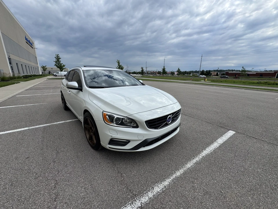2015 Volvo V60 1st Gen - Image 7 of 31