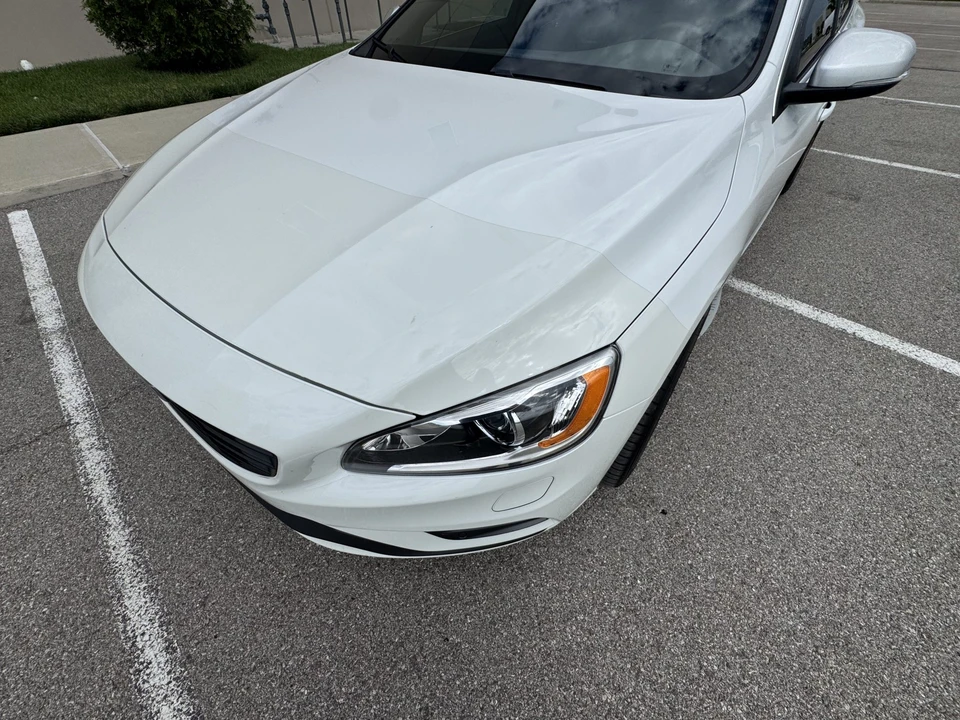 2015 Volvo V60 1st Gen - Image 19 of 31