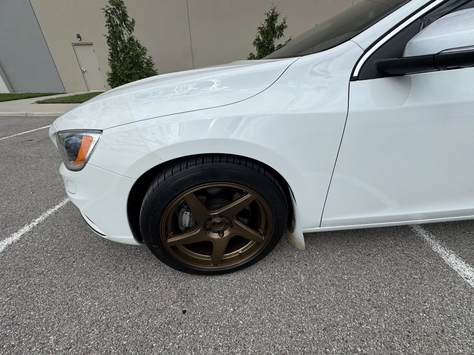 2015 Volvo V60 1st Gen - Image 20 of 31