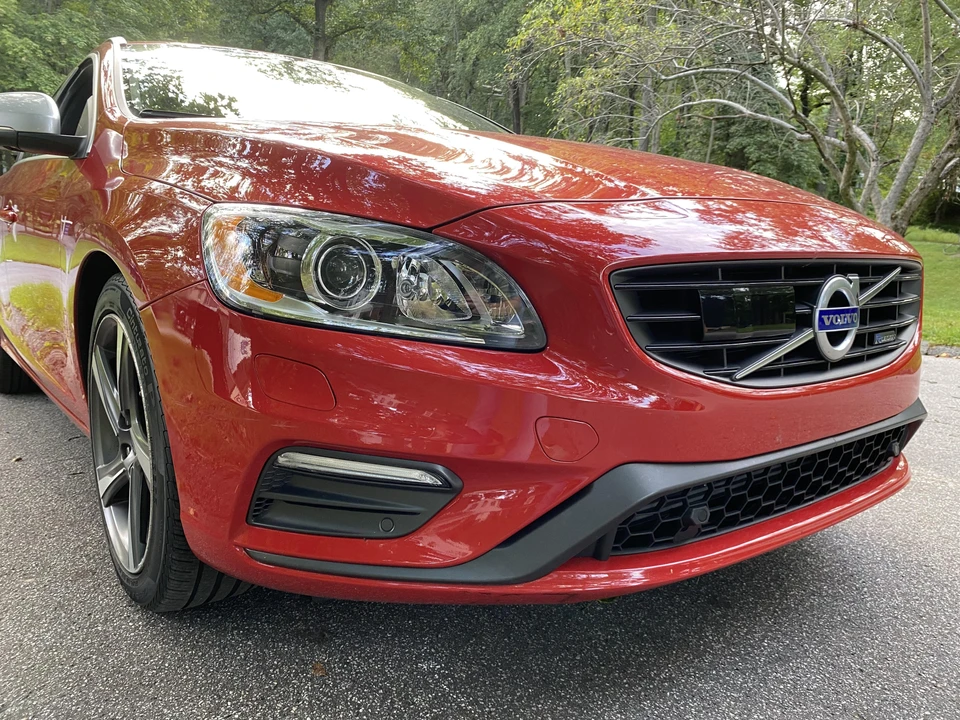 2015 Volvo V60 1st Gen - Image 12 of 31